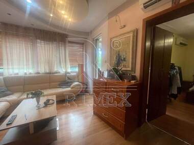 For rent - Apartment in Mladejki halm,  Plovdiv