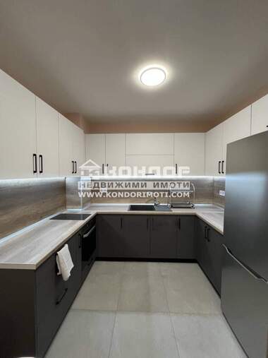 Vânzare - Apartament în Hristo Smirnenski,  Plovdiv
