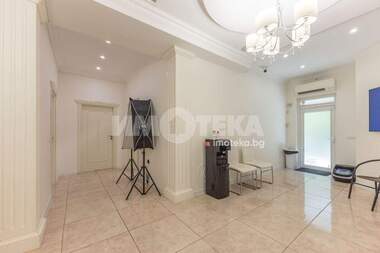 For sale - Office in k.k. Chayka,  Varna