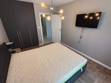 Închiriere - Apartament în Bratia Miladinovi,  Burgas
