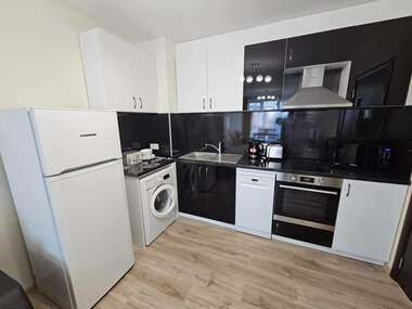 Miete - Wohnung in Mladejki halm,  Plowdiw