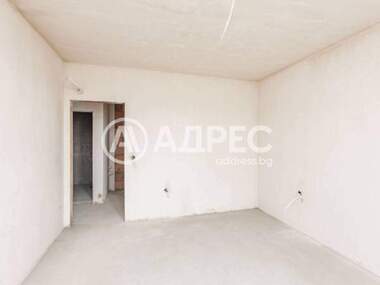 Vânzare - Apartament în Pobeda,  Varna