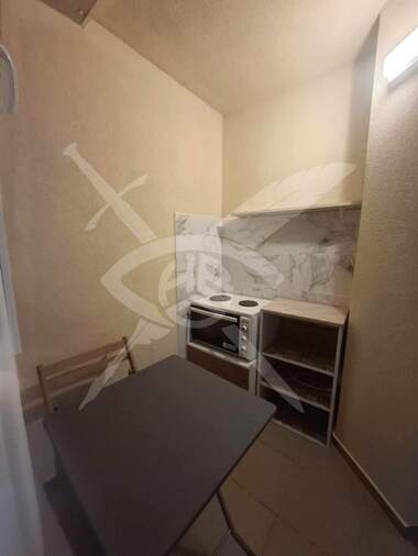 Kira - Apartman olarak Pogrebi,  Varna