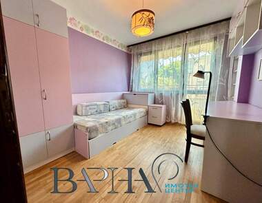 Аренда - Квартира в Център,  Варна