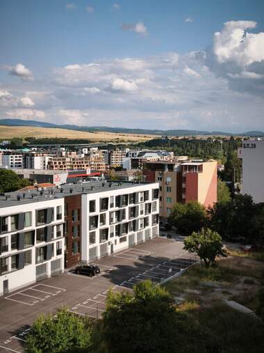 Vânzare - Apartament în Iztok,  Pernik