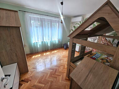 Продажба - Апартамент в Хъшове,  Русе