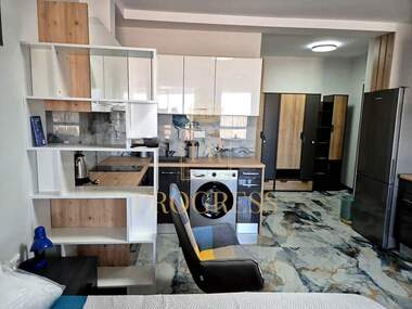Наем - Апартамент в Христо Смирненски,  Пловдив
