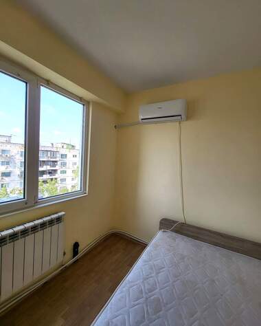 Vânzare - Apartament în Iztok,  Pazardjik