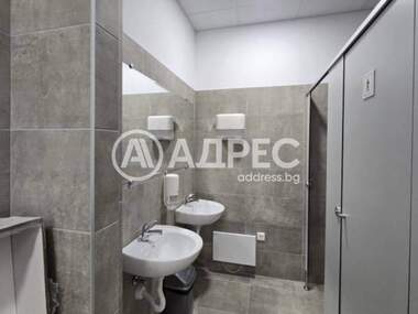 Ενοίκιο - Γραφείο σε Промишлена зона - Запад,  Варна