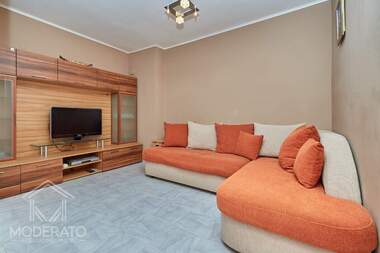 Vânzare - Apartament în Văzrajdane,  Burgas