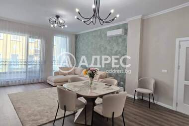 Ενοίκιο - Διαμέρισμα σε Център,  Варна
