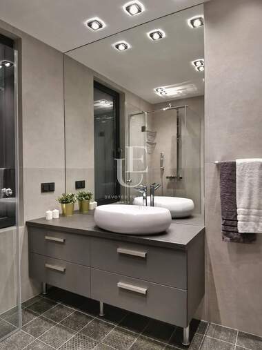 Vânzare - Apartament în Mladost-2,  Sofia