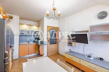 For sale - Apartment in Pobeda,  Varna