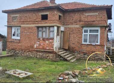 Продажба - Къща в Александрово,  Хасково