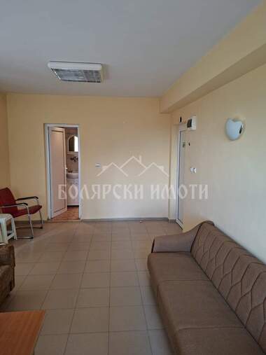 Kira - Ofis olarak Centar,  Veliko Tarnovo