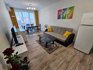 Miete - Wohnung in Mladejki halm,  Plowdiw