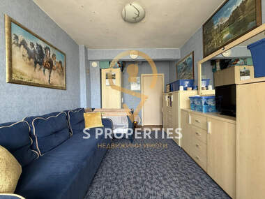 Vânzare - Apartament în Zimno kino Trakia,  Varna