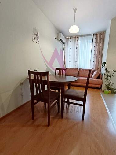 For rent - Apartment in Kolhozen pazar,  Varna