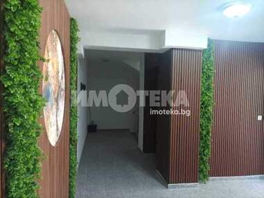 Продажба - Апартамент в Център,  Варна