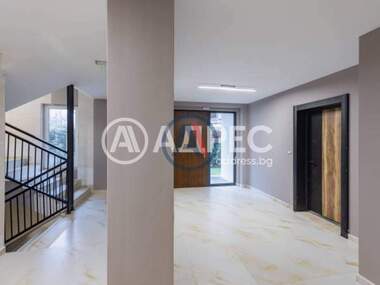 Vânzare - Apartament în Sfinții Constantin și Elena,  Varna