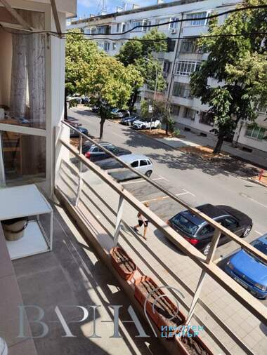 For rent - Apartment in Sportna zala,  Varna