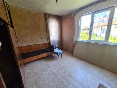 For sale - Apartment in Voevodski,  Haskovo