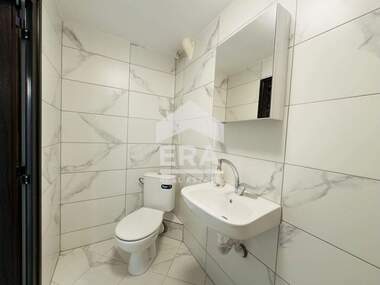 Închiriere - Apartament în Dărvenița,  Sofia