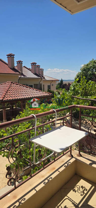 Verkauf - Wohnung in Koschariza,  Burgas