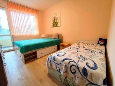 Închiriere - Apartament în Slaveîkov,  Burgas