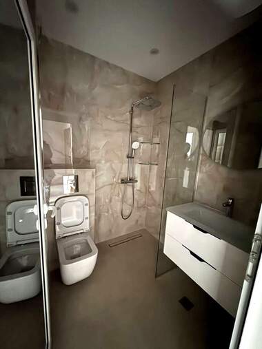 Miete - Wohnung in Mladejki halm,  Plowdiw