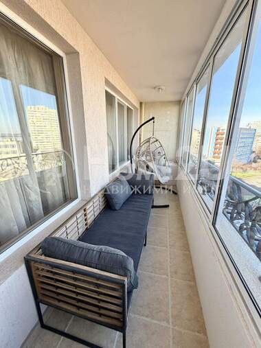 Vânzare - Apartament în Zornița,  Burgas