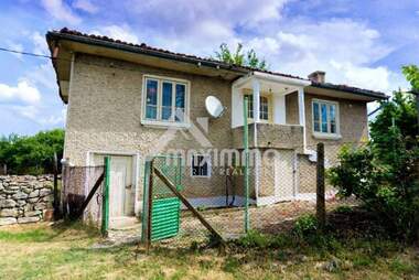 For sale - House in Voditsa,  Varna