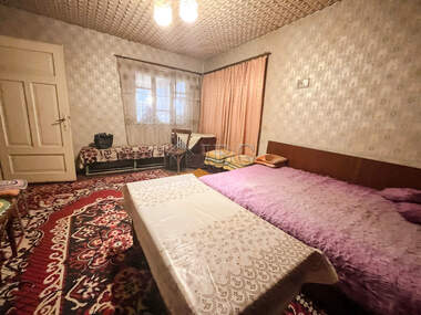 For sale - House in Pet Kladenci,  Ruse