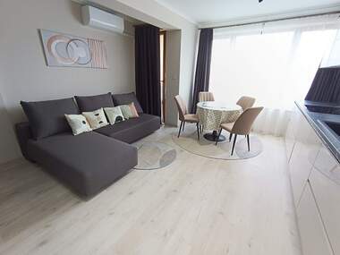 Miete - Wohnung in Bratia Miladinowi,  Burgas