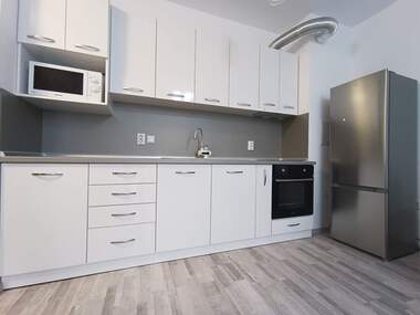 Miete - Wohnung in Izgrew,  Burgas