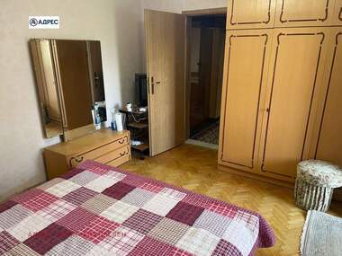 Închiriere - Apartament în Wider Center,  Pleven