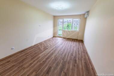 Продажба - Апартамент в Младост-2,  София