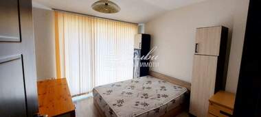 Închiriere - Apartament în Grivița,  Șumen