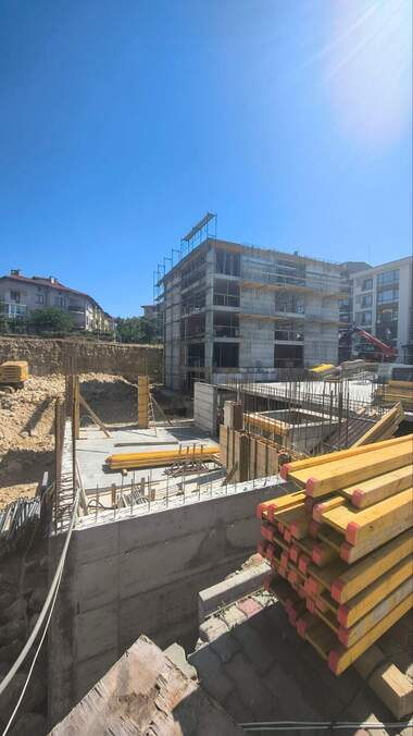 Satış - Apartman olarak Kartala,  Veliko Tarnovo