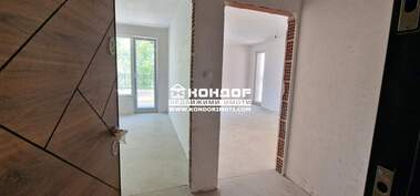 Vânzare - Apartament în Ostromila,  Plovdiv