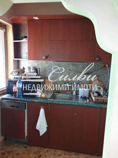 For sale - Floor of a house in Center,  Shumen