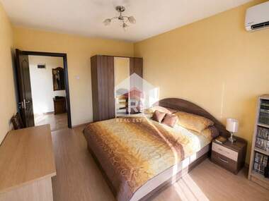For sale - Apartment in Koliu Ficheto,  Veliko Tarnovo