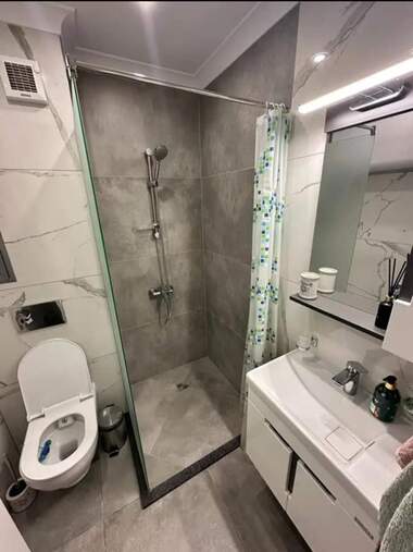 Miete - Wohnung in Mladejki halm,  Plowdiw