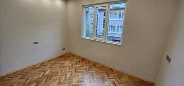Vânzare - Apartament în Lozeneț,  Sofia