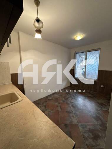 Продажба - Апартамент във Витоша,  София