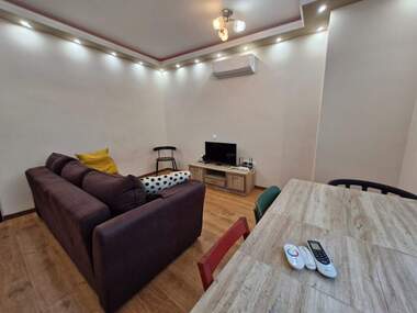 Miete - Wohnung in Zentar,  Burgas