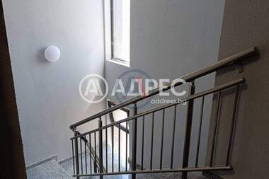 Продажба - Апартамент в Колхозен пазар,  Варна
