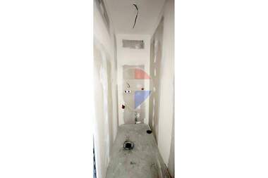 Vânzare - Apartament în Mladost 1,  Varna
