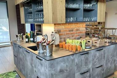 For rent - Store in Manastirski livadi-Iztok,  Sofia