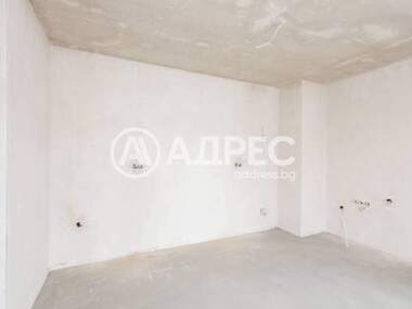 Vânzare - Apartament în Pobeda,  Varna
